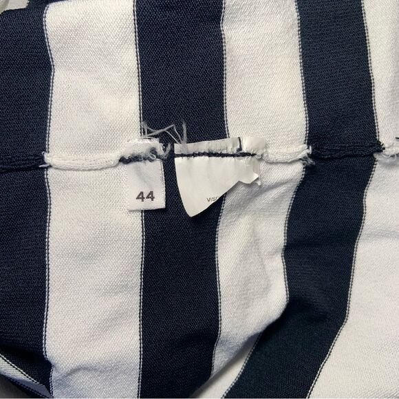 Amina Rubinacci striped navy (almost black) & white tank Top in Sz 44 - Picture 10 of 10